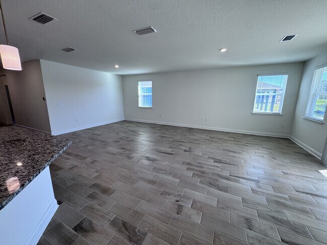 Building Photo - 11156 Spg Mdws Rd