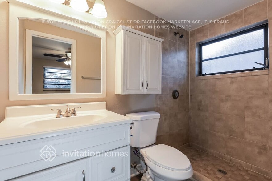 Building Photo - 6828 Eden Ln