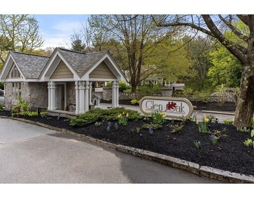 Building Photo - 29 Glen Oak Dr