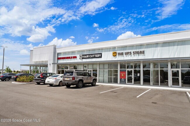 Building Photo - 640 Veridian Cir NW