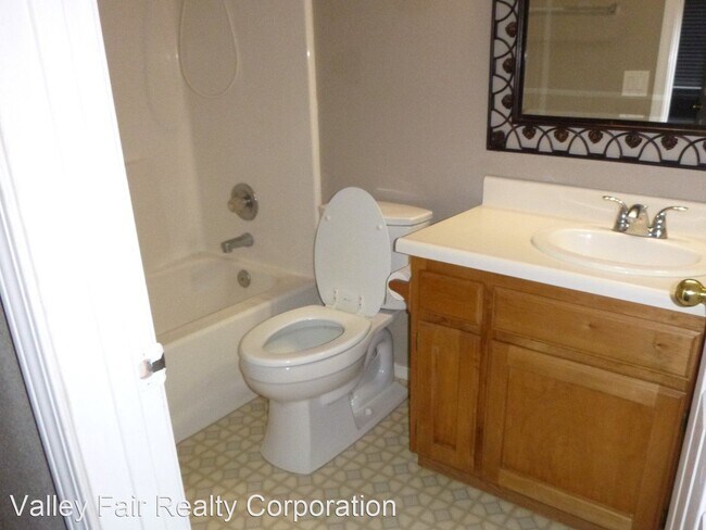 Building Photo - 3 br, 2 bath House - 600 BOWERS WAY