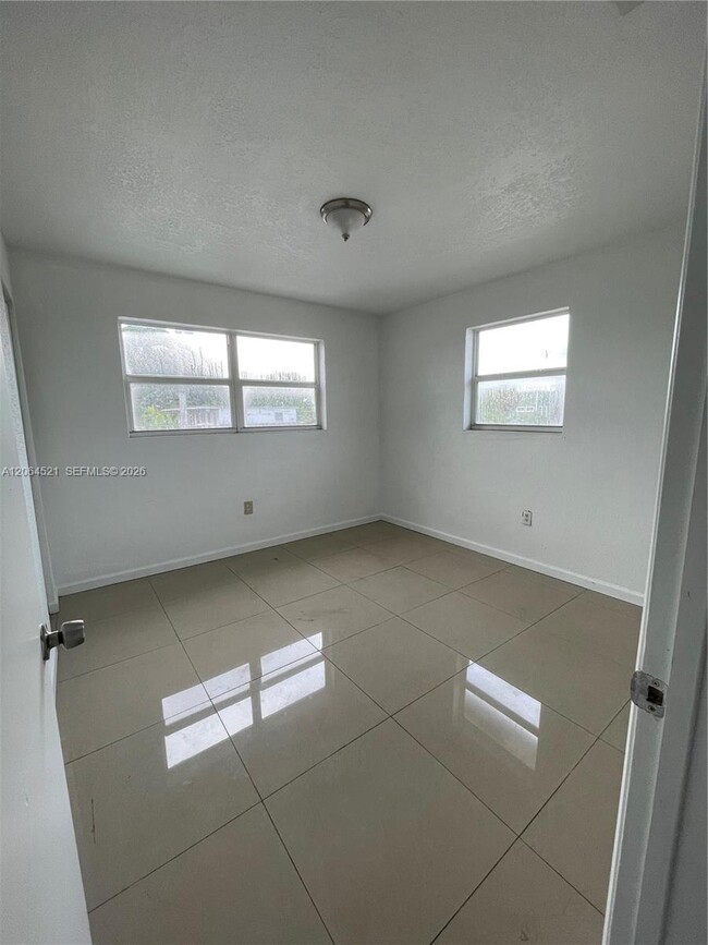Building Photo - 1243 NW 61st St