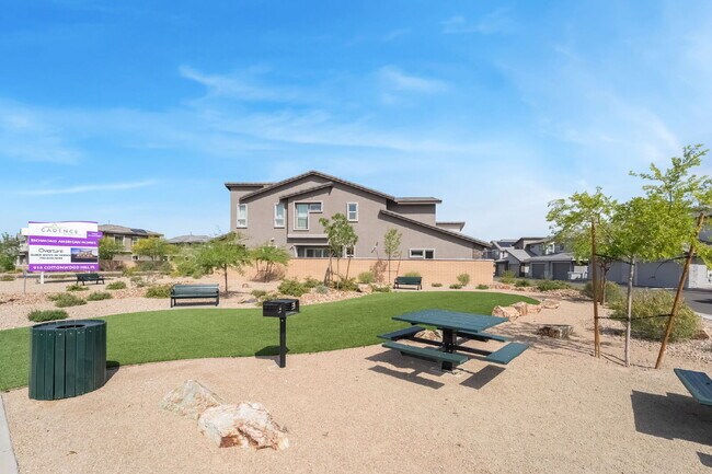 Building Photo - 3 Bedroom Townhome for Rent in Cadence Henderson | Solar Home | Master-Planned Community Near Las...