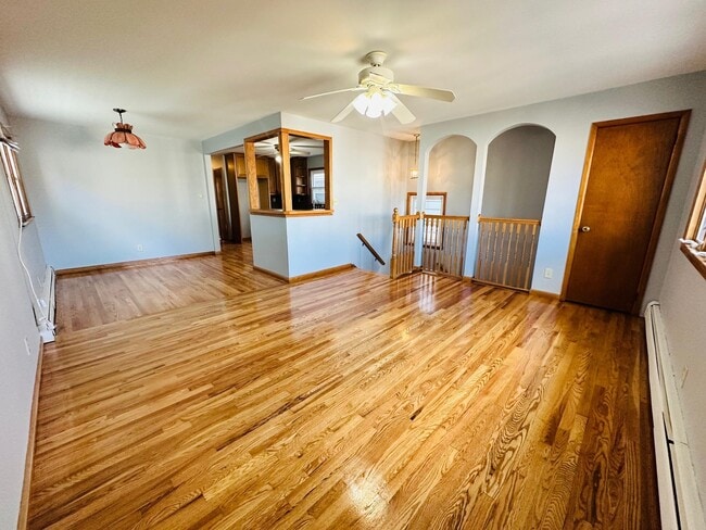 Building Photo - 126 W 25th St