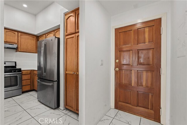 Building Photo - 1559 Winona Blvd