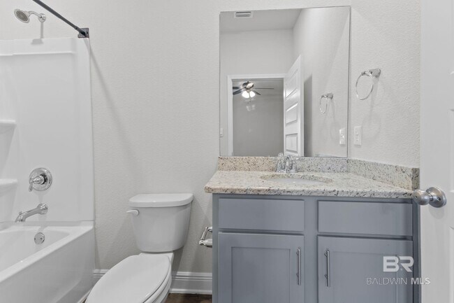 Building Photo - 21121 Yosemite Blvd