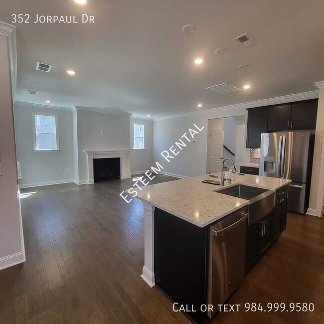 Building Photo - 352 Jorpaul Dr