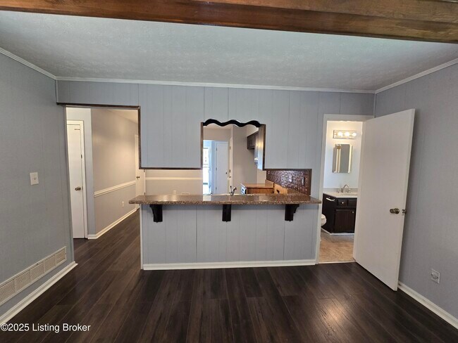 Building Photo - 9313 Le Beau Ct