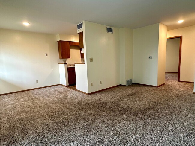 Building Photo - Furman 24th Street Apartments