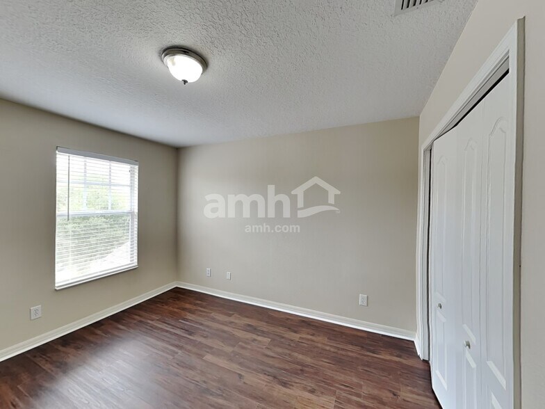Building Photo - 5344 Clover Mist Dr