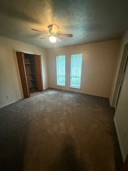 Building Photo - 7321 Indian Ridge Trl