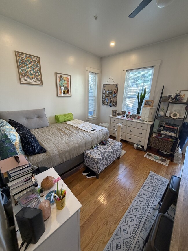 Building Photo - 31 Green St