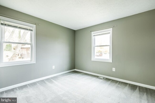 Building Photo - 847 Harbor View Terrace