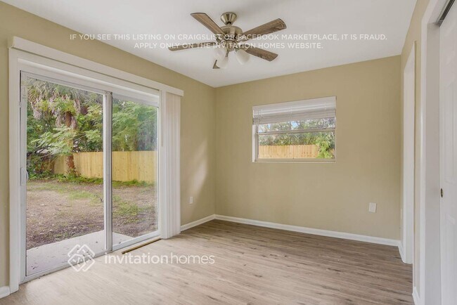 Building Photo - 5119 Divot Ct