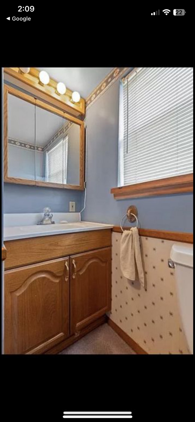 Building Photo - 60 Herbst Rd