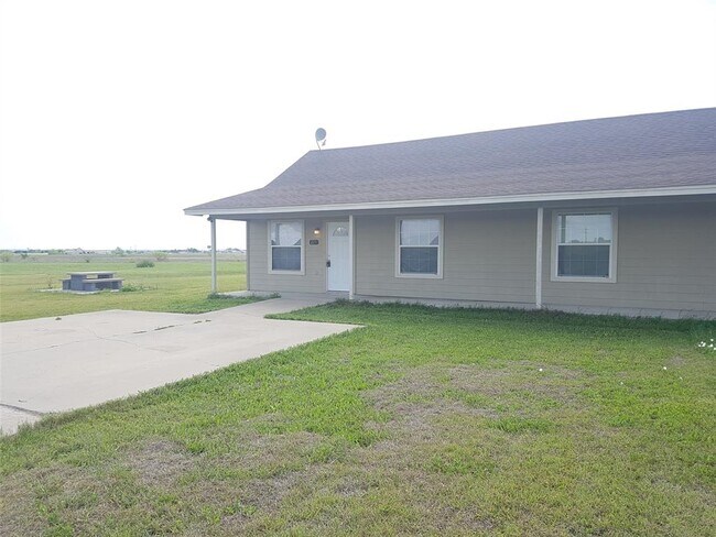Building Photo - 227 Blue Bell Ct