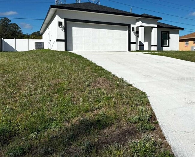 Building Photo - 17046 SW 44th Cir