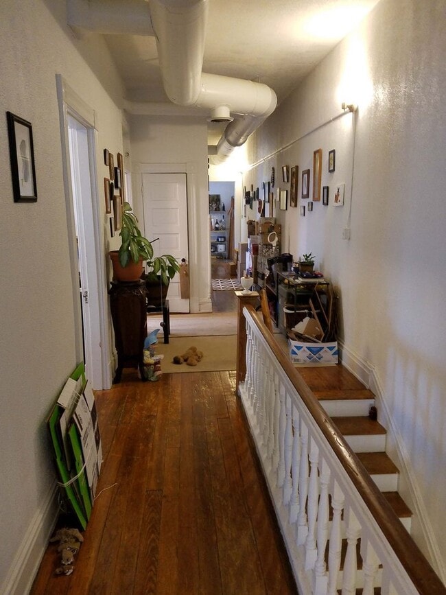 Building Photo - 517 N 21st St