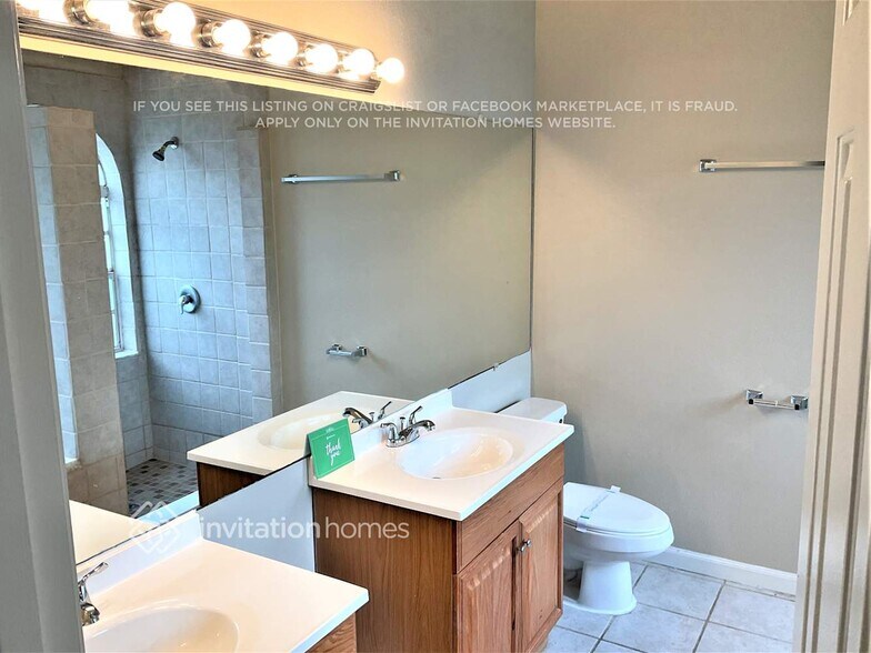 Building Photo - 1016 McDaniel Creek Ct