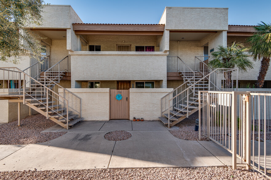 Building Photo - 4150 E Cactus Rd