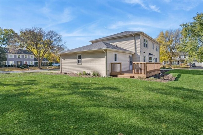 Building Photo - 1145 Sequoia Rd