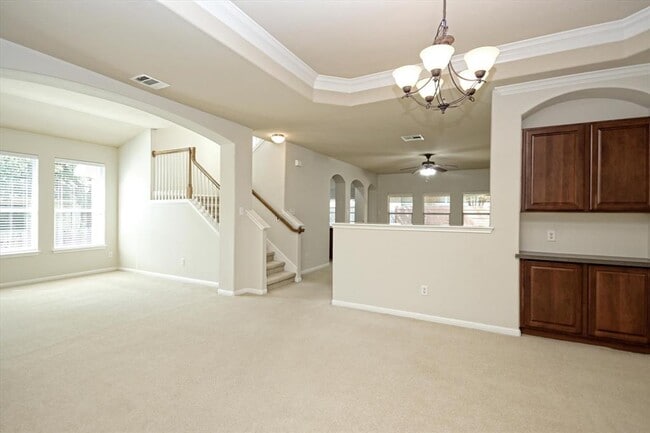 Building Photo - 401 King Eider Ln
