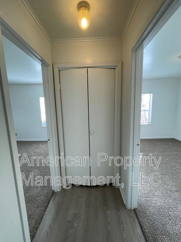 Building Photo - 2730 N Main St