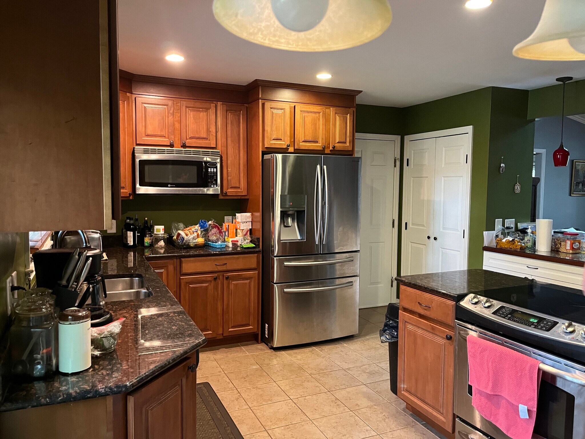 Building Photo - 125 Lost Tree Rd