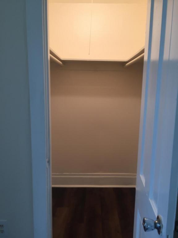 2107 Walnut St 1st Floor Front Harrisburg Pa Apartment Finder