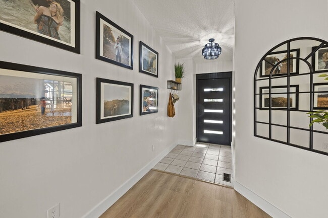 Building Photo - Modern Comfort Meets Charm – Beautifully U...