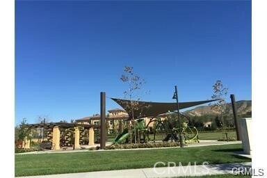 Building Photo - 146 Stallion