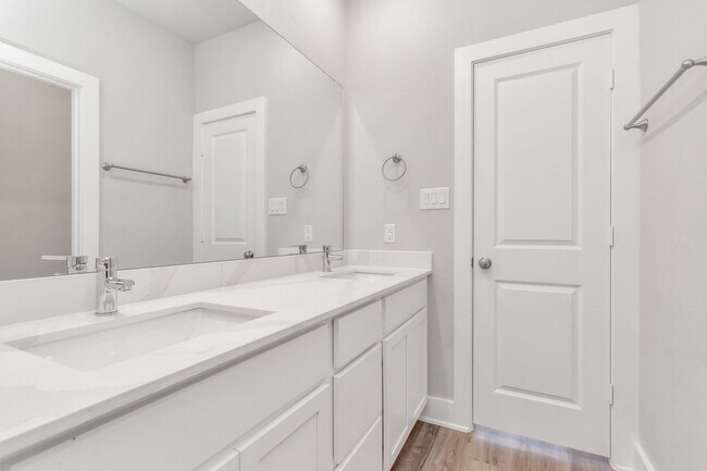 Building Photo - Welcome to the Beech — Streamlined Single-Story Living.