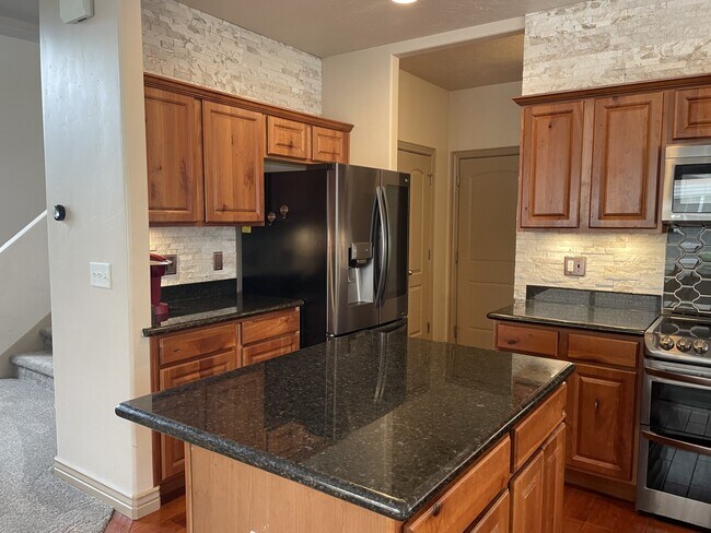 Building Photo - 5079 Fortrose Dr