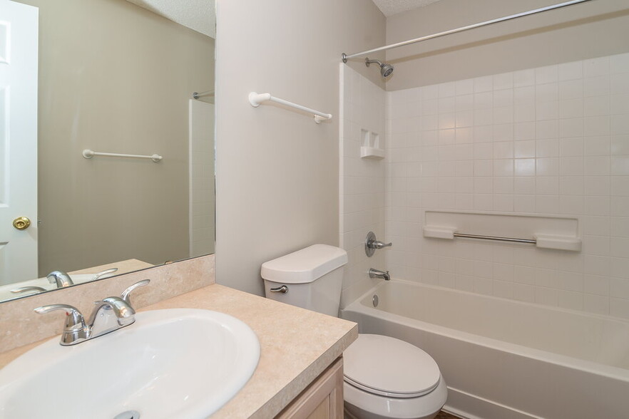 Building Photo - 1125 Buccaneer Blvd