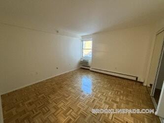 Building Photo - 185 Freeman St