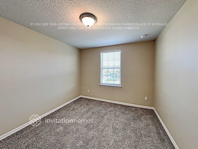 Building Photo - 2275 Bur Oak Blvd