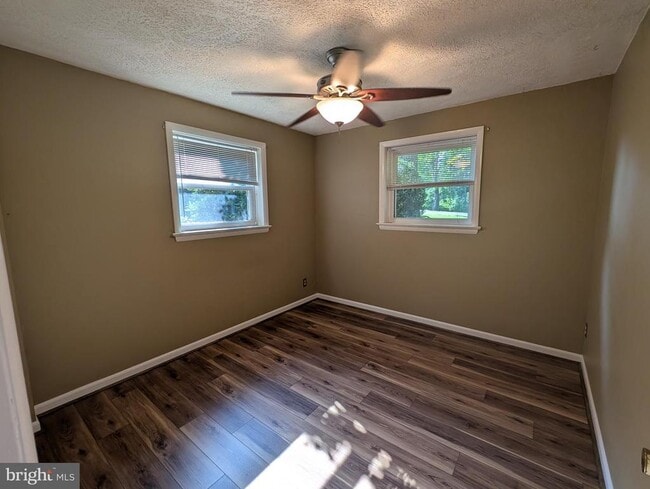 Building Photo - 6416 Albemarle St