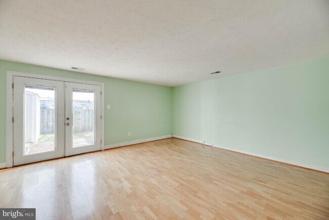 Building Photo - 15098 Arum Pl