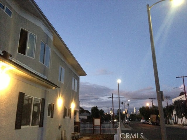 Building Photo - 956 E 43rd St