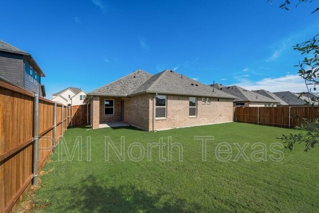 Building Photo - 505 Portina Dr