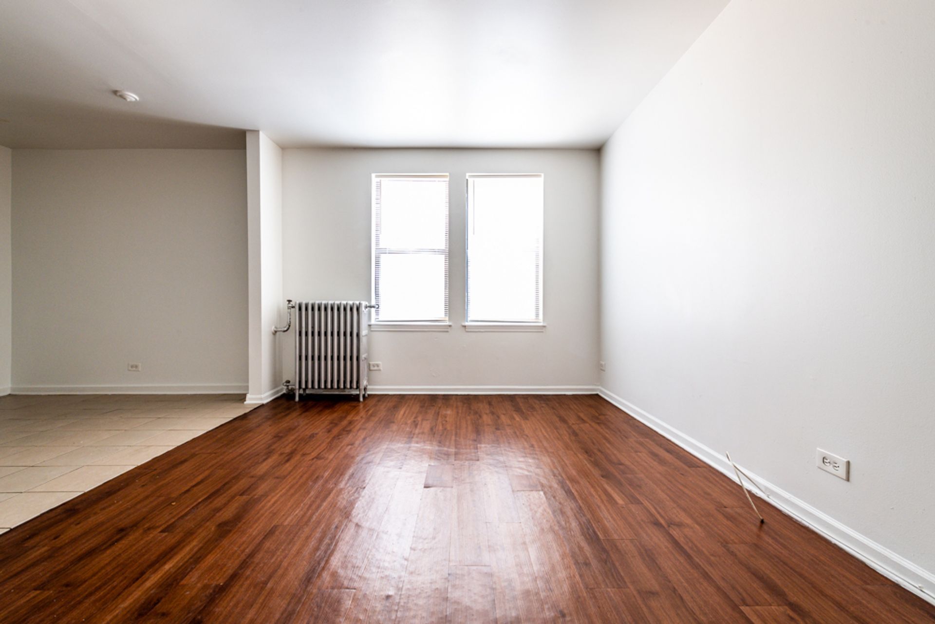 Building Photo - 1734 E 72nd St Chicago, IL 60649