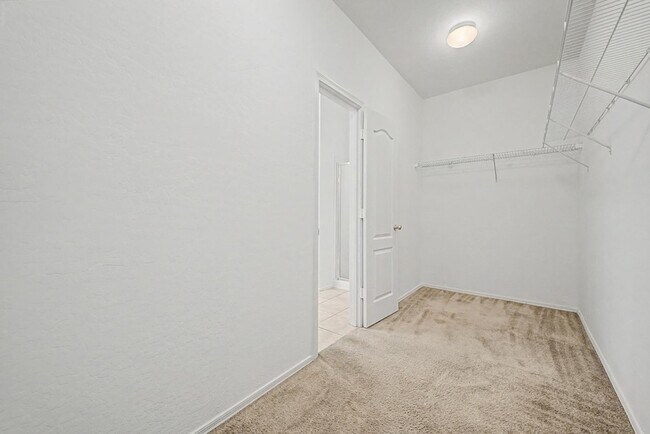 Building Photo - 16121 N 168th Ave