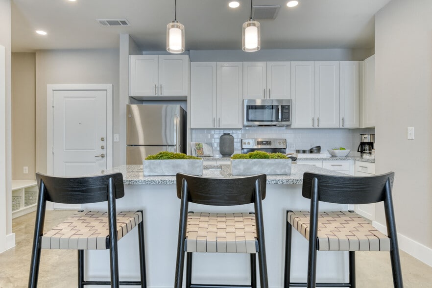 Building Photo - Citadel Urban