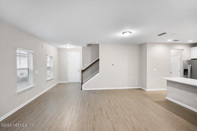 Building Photo - 70 Stargaze Ln