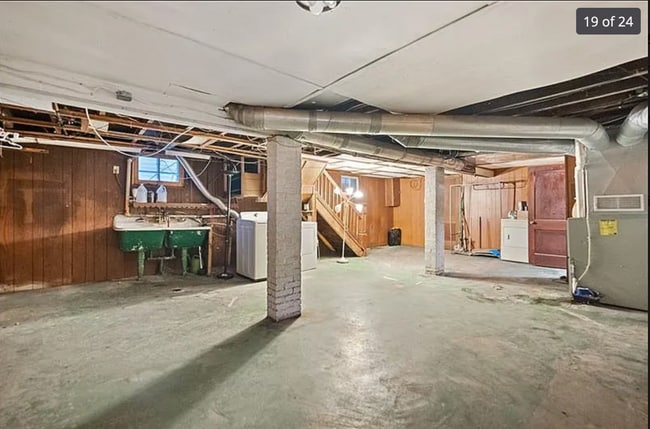 Building Photo - 3 Bed 2 Bath- Beaver Falls PA