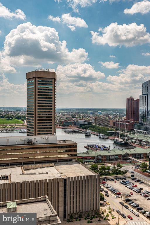 Building Photo - 414 Water St