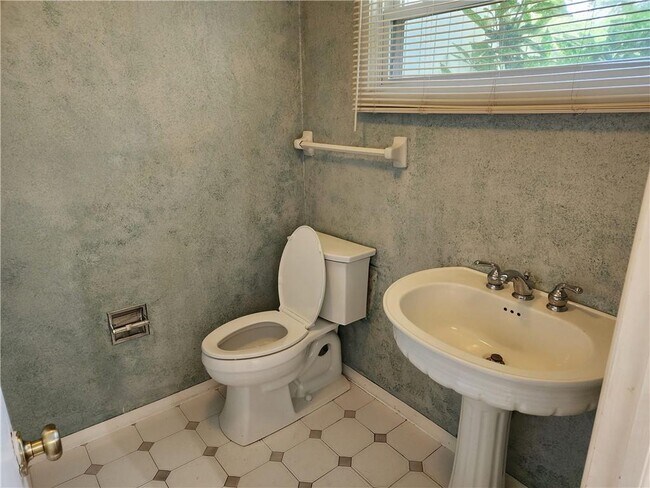 Building Photo - 3572 High Green Dr
