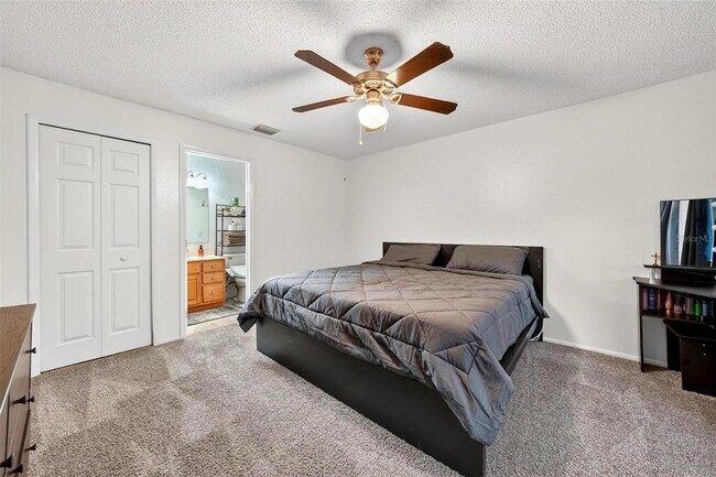 Building Photo - 5107 Deer Creek Dr
