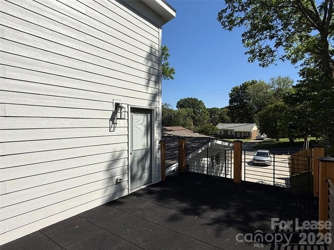 Building Photo - 1139 Clanton Rd