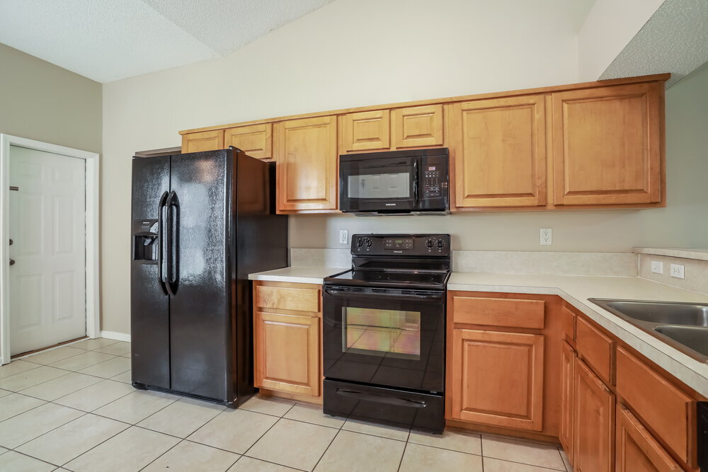 Building Photo - 3621 Arava Dr